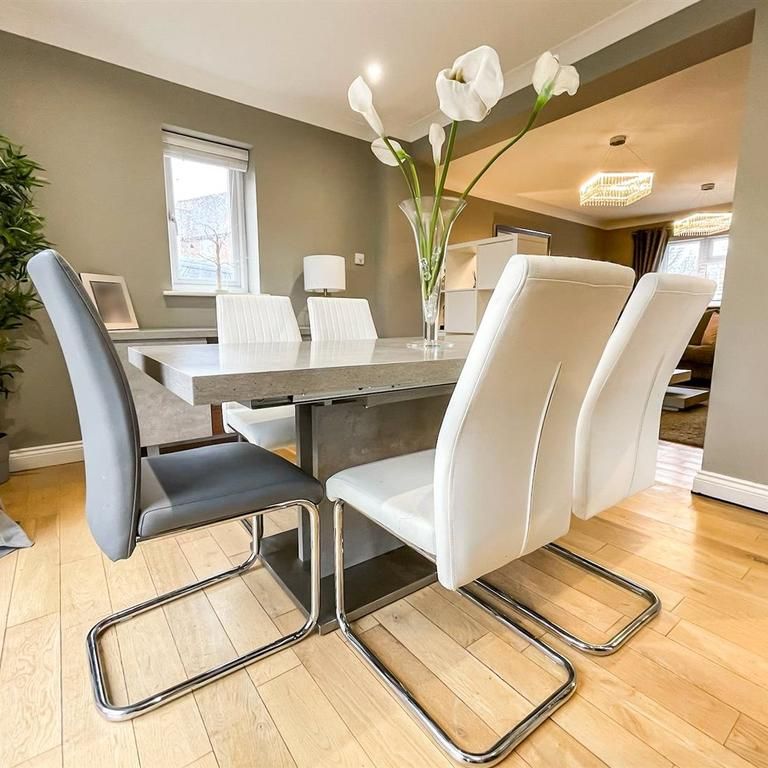 3 bedroom detached house to rent - Photo 1