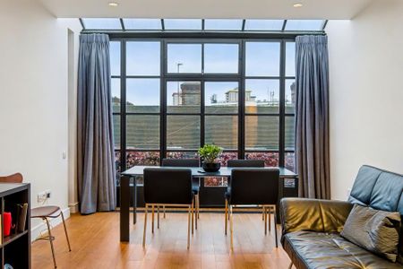 3 bedroom apartment to rent - Photo 2