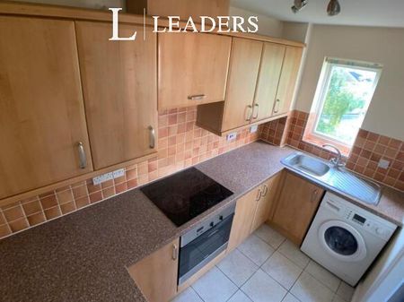 2 bedroom flat to rent Peterhouse Close, Peterborough - Photo 3