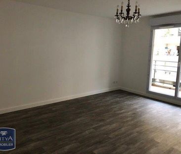 Location Appartement 3 pièces 64m² LYON 3ème - Photo 3
