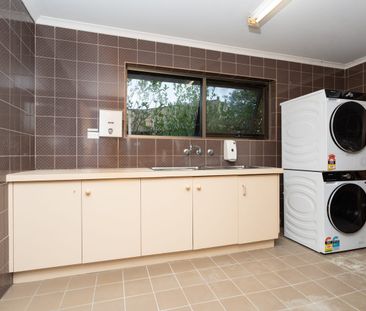 Blackburn Rooming house studios in excellent location - Photo 5