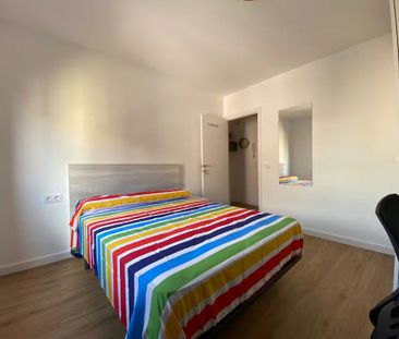 Carrer de Cotonat, L'Hospitalet de Llobregat, Catalonia 08904 - Photo 2