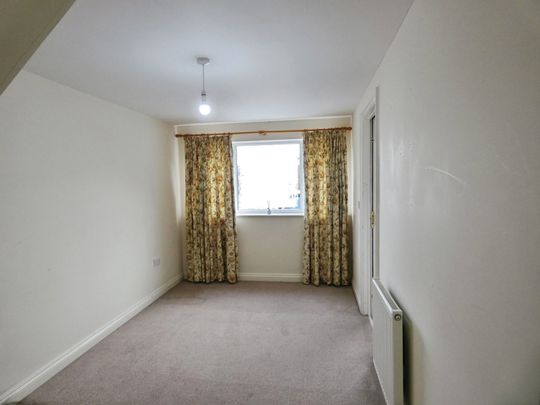 3 bedroom house to rent Scholars Way, Berry Hill, Mansfield, NG18 - Photo 1