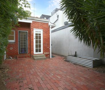 36 Carters Avenue, Toorak VIC 3142 - Photo 1