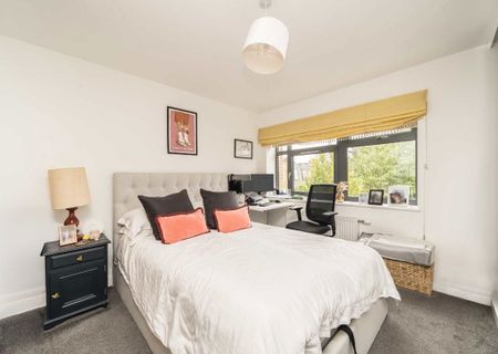 Oldridge Road, SW12 8PW, London - Photo 2