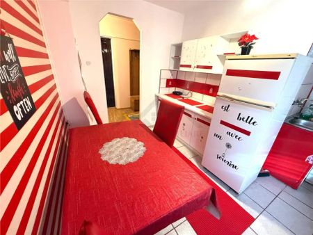 Apartament 3 camere , zona Aradului - Photo 2