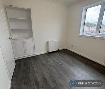 3 bedroom flat to rent - Photo 6