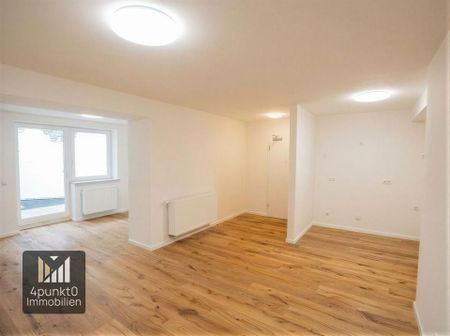 Erstbezug nach Sanierung: 2 Zimmer, ca. 63 m², Terrasse, Tageslichtbad, Eichenholzböden - Foto 2