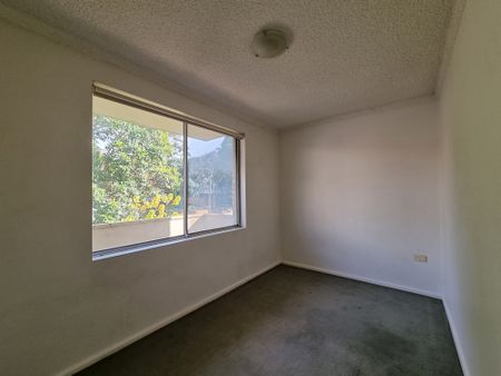 CONVENIENTLY LOCATED 2-BEDROOM UNIT FOR RENT - Photo 3