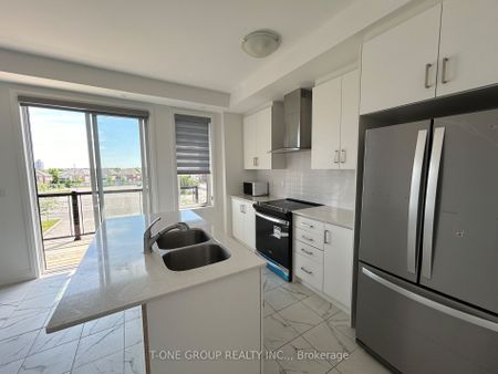 For Lease - 100 Carole Bell Way, Markham, Ontario - Photo 3