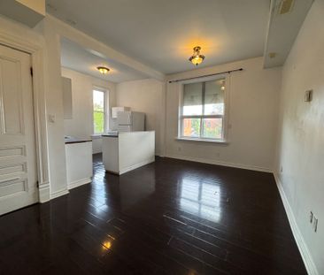 For Lease - 139 1/2 John Street Unit# 5, Hamilton, Ontario - Photo 2