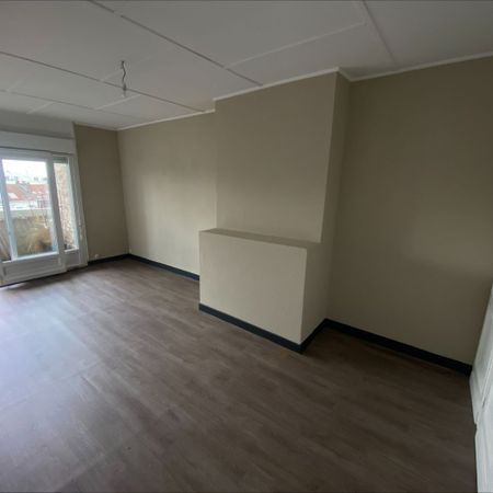 Grand T2 non-meublé rue Léon Gambetta – LILLE ! réf G556 - Photo 4