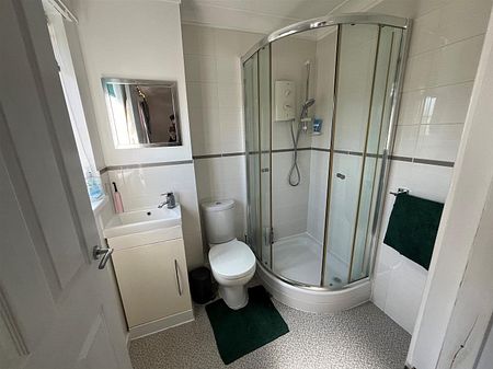 Cedar Court, Martock - Photo 5