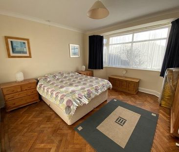 2 bedroom ground floor flat to rent - Photo 6