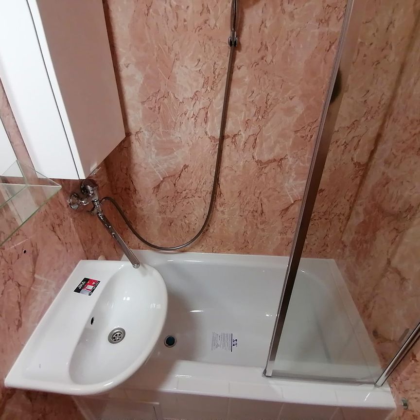Pronájem bytu 1+1 35 m² - Photo 1
