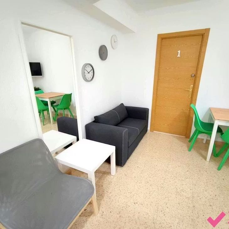 Plaça dHondures, Valencia, Valencian Community 46022 - Photo 1