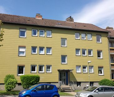 Erdgeschosswohnung mit Balkon in guter Lage - Photo 4