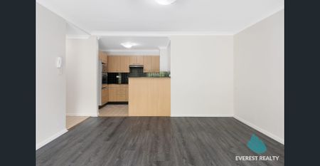 2 Bed 2 Bath Apartment in Prime Chatswood Location - Photo 5