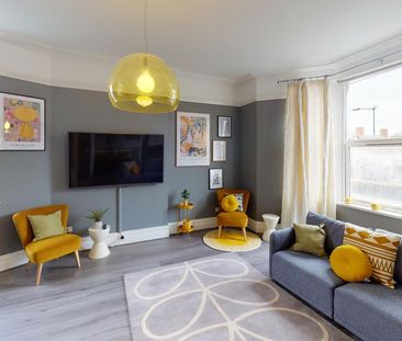 8 bedroom flat to rent - Photo 3