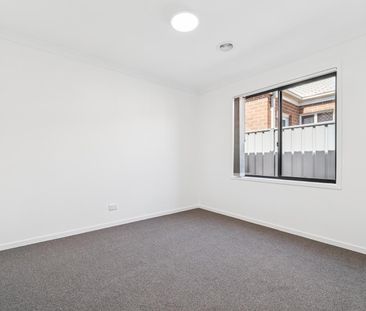 14 Saltbush Street - Photo 6
