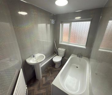 3 bedroom terraced house to rent - Photo 5