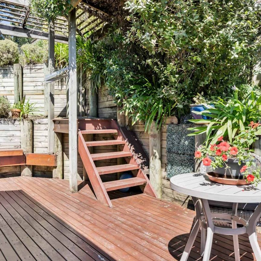 Excellent Location! - Photo 1