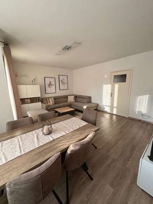 Gartenstadt Vahr / Helle 3-Zimmer-Etagenwohnung mit Loggia - Photo 1