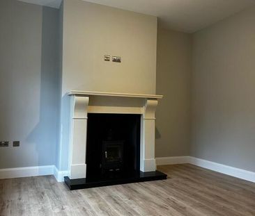 1B Castle Glen Avenue, Dungannon, BT71 6YF - Photo 1