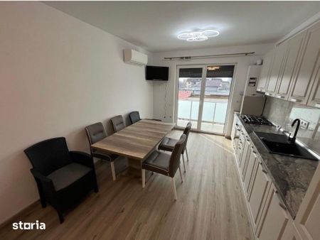 Apartament modern in Revolution Residence | Parcare subterana | 60 mp - Photo 2