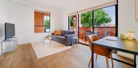 Minimalist 2 Bedroom Apartment - Photo 2