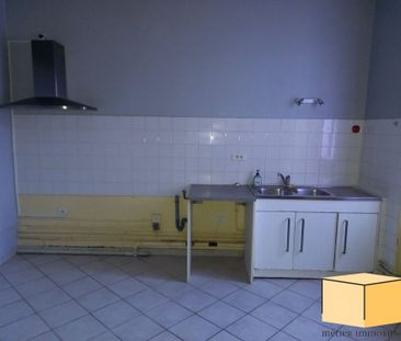 Location Appartement 3 pièces 124m² BELLEY 01300 - Photo 5