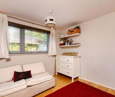 2 bedroom maisonette to rent - Photo 5