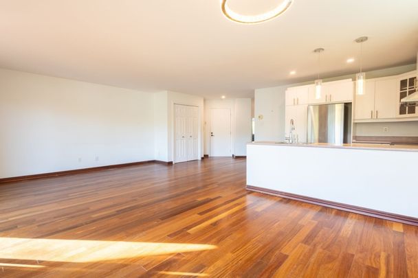 Appartement à louer - Laval (Chomedey) (Autres) Appartement à louer - Laval (Chomedey) (Autres) - Photo 1