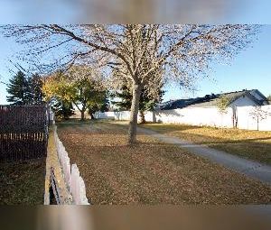 4 Bed 2 Bath Sakaw South Edmonton Home For Rent - Photo 4