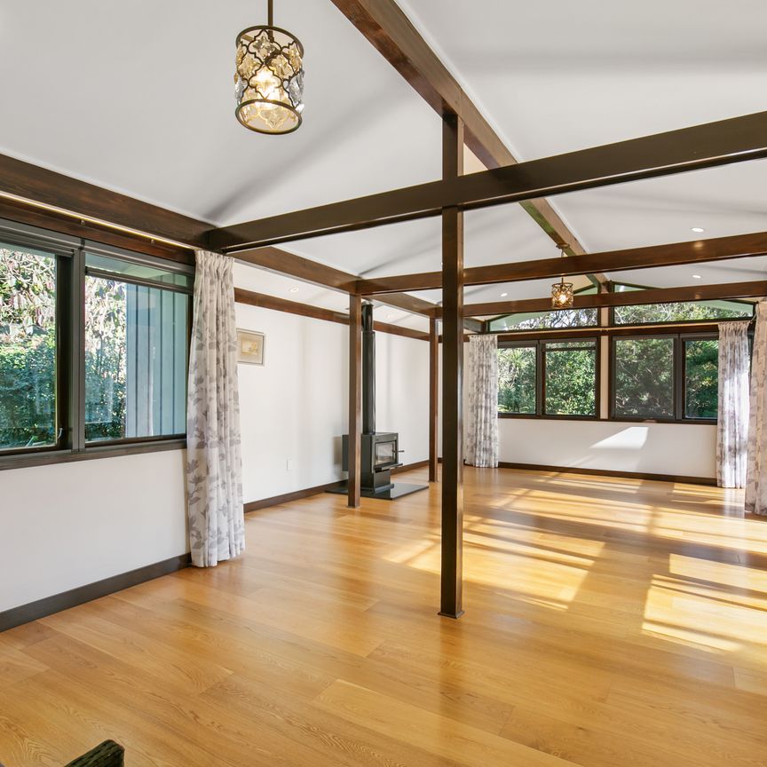 Spacious Renovated Family Home - Photo 1