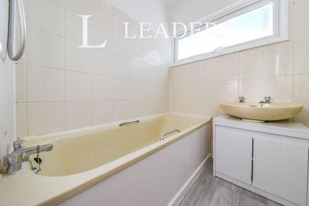 1 bedroom terraced to rent Lamb Close, Hatfield, Hertfordshire, AL10 - Photo 3