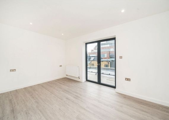 Wimbledon Hill Road, SW19 7PA, London - Photo 1