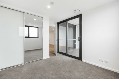 Convenient Location, Spectacular Outlook - Photo 2