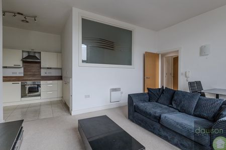 2 bed apartment to rent in Dewsbury Road, Elland - Photo 2