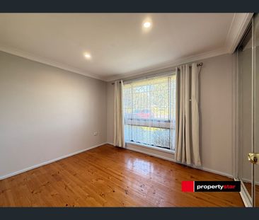 33 Essendon Street, St Johns Park, NSW 2176 - Photo 5