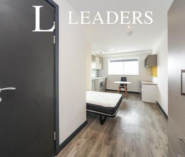 Studio to rent - Photo 6