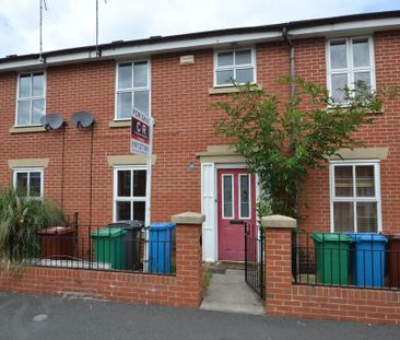 3 bedroom terraced house to rent - Photo 6
