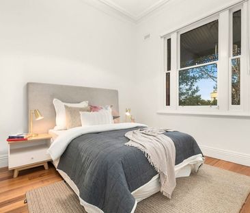 324 Bellair Street, Kensington VIC 3031 - Photo 4