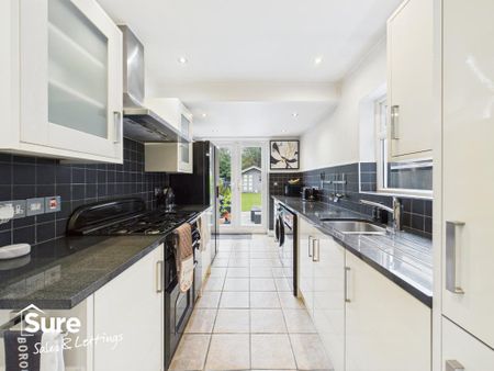 1 bedroom semi-detached house to rent - Photo 5