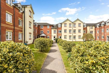 1 bedroom penthouse to rent - Photo 2