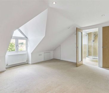 A modern and deceptively spacious detached home near the river and ... - Photo 1