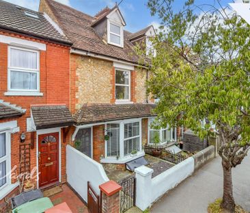 3 bedroom terraced house to rent - Photo 1