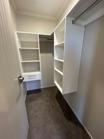 PAPATOETOE, 4 BEDROOMS - Photo 2