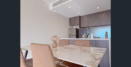 Unfurnished Modern One Bedroom Apartment For Lease - Photo 5