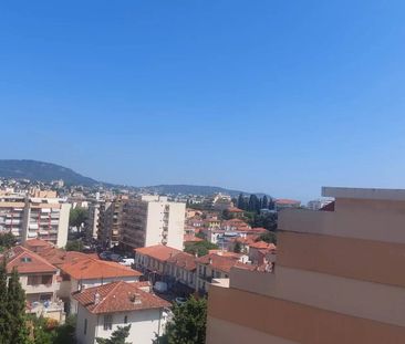 NICE - ST SYLVESTRE - STUDIO DE 38m2 - TERRASSE - Photo 5